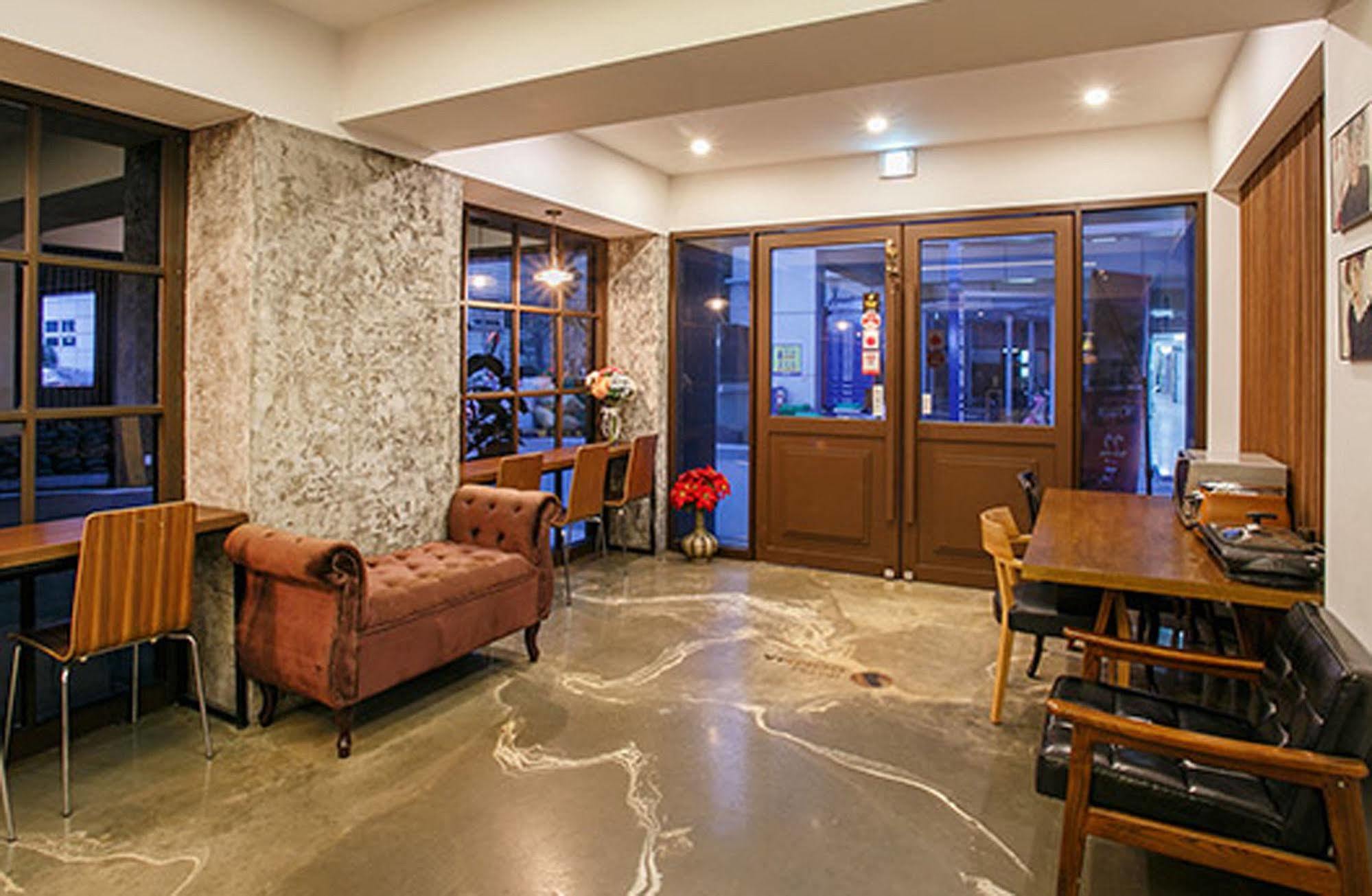 Comma Hotel ปูซาน ภายนอก รูปภาพ